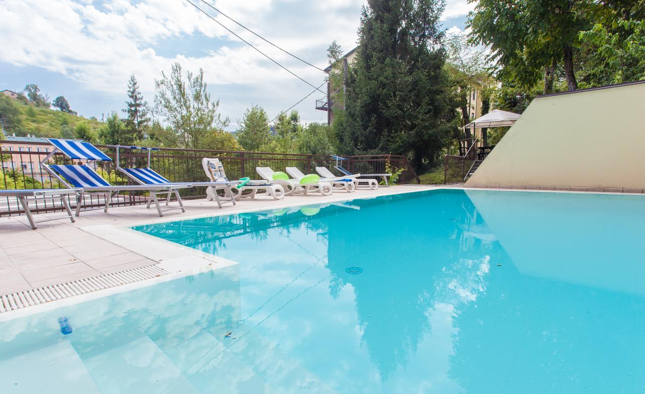 Hotel Quisisana Tabiano Terme エクステリア 写真