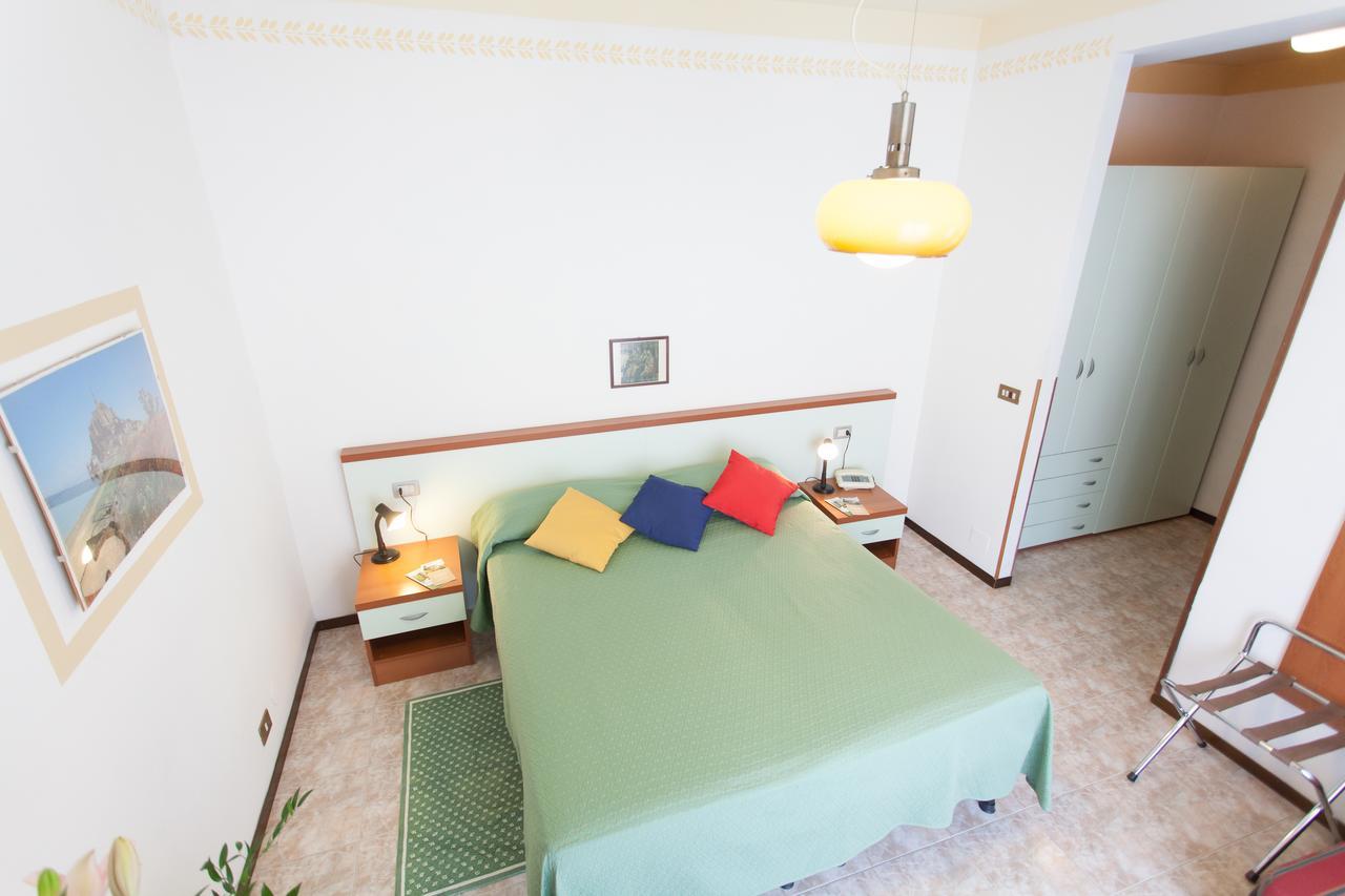 Hotel Quisisana Tabiano Terme エクステリア 写真